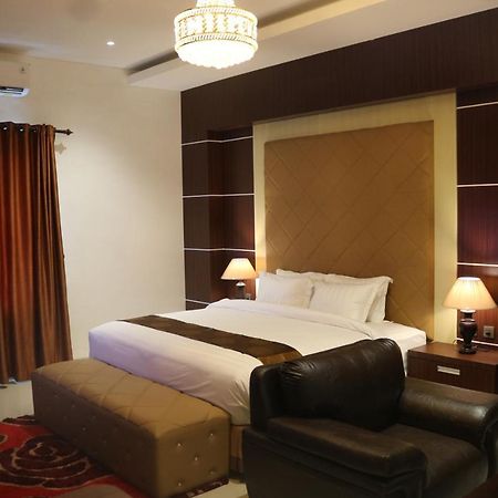 Singapore City Hotel Batu Bara Sungaibalai Exterior foto