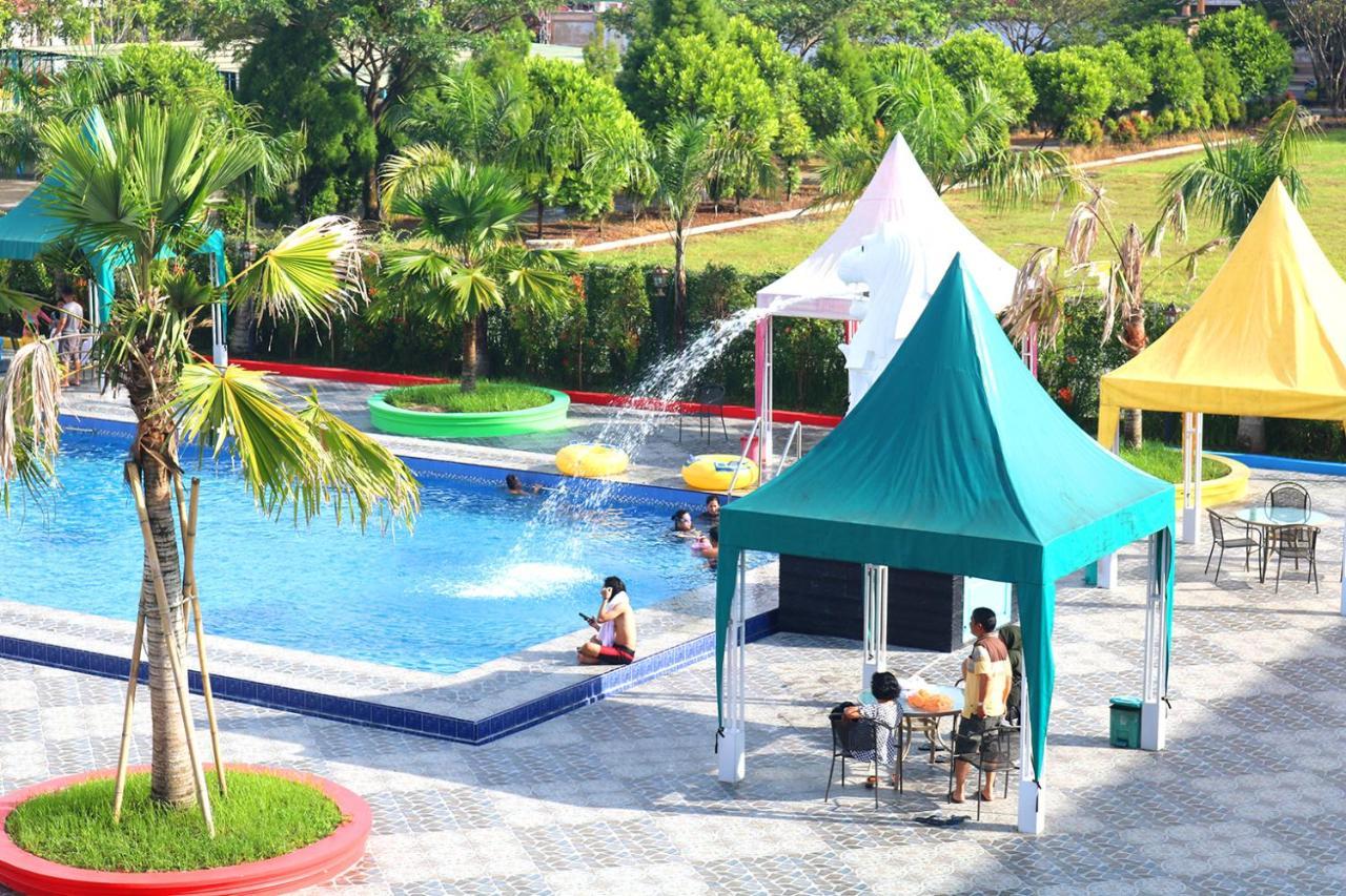 Singapore City Hotel Batu Bara Sungaibalai Exterior foto